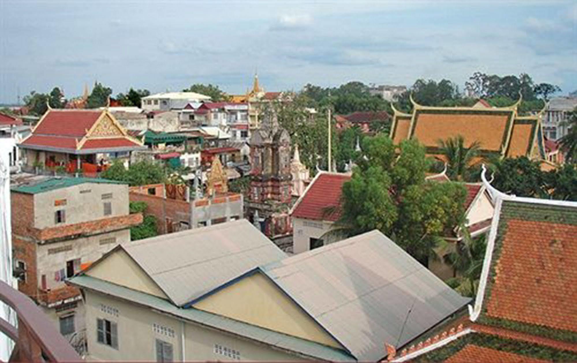 Cyclo Hotel-Bar-Restaurant Phnom Penh Eksteriør billede